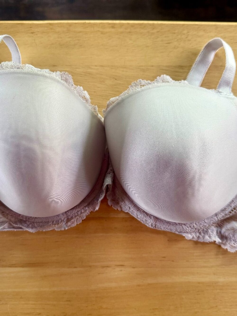 Victoria's Secret Dream Angels bra, demi cup, size 38 D, lightly lined, pink